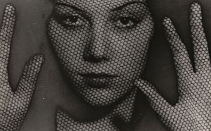 Man Ray The Veil, 1930 Silbergelatineabzug The Museum of Modern Art, New York. Gift of James Thrall Soby © 2017. Digital image, The Museum of Modern Art, New York / Scala, Florenz © MAN RAY TRUST/ Bildrecht, Wien, 2017