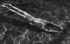 André Kertész, Nuotatore sott'acqua, Esztergom, Ungheria, 1917