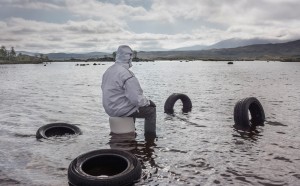 Purple-video-installazione-John-Akomfrah