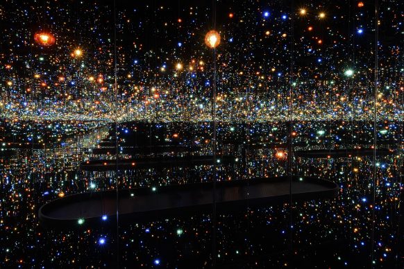 Yayoi Kusama, Infinity Mirrored Room – The Souls of Millions of Light Years Away, 2013, installation view at the Hirshhorn Museum and Sculpture Garden. Courtesy of David Zwirner, N.Y. © Yayoi Kusama. Photo by Cathy Carver