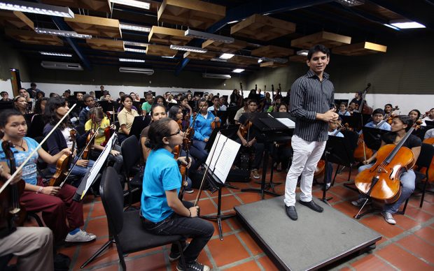 Ministério da Cultura Segui Ensino de Música na Venezuela - El Sistema
