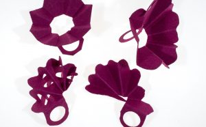 Sarah-Kate-Burgess-anelli-fotocredits-Michele-Zanin