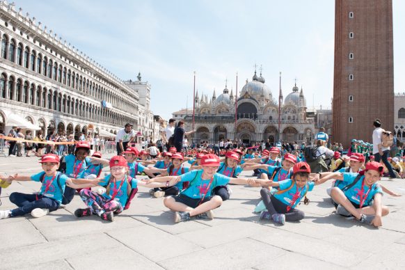Scendi in piazza con WE the KIDS, Kids Creative Lab 6, 2018, Piazza San Marco, Venezia. Photo by Davide Carrer