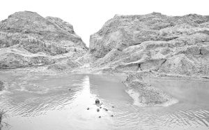 Wasif Munem Series: Land of Undefined Territory, 2014-2015 © Courtesy of the artist and Project 88. The project is partially supported by Samdani Art Foundation, Prix Pictet 2017