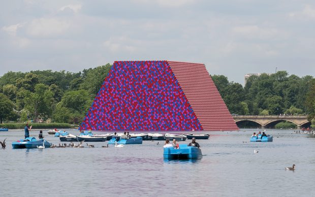 Christo and Jeanne-Claude The London Mastaba, Serpentine Lake, Hyde Park, 2016-18 Photo: Wolfgang Volz © 2018 Christo