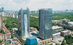 Grattacielo Liebian Cina Cascata artificiale