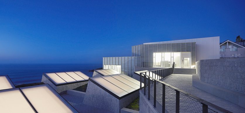 Jamie Fobert Architects, Tate St Ives Cornwall © Hufton Crow - Credit: RIBA Stirling Prize