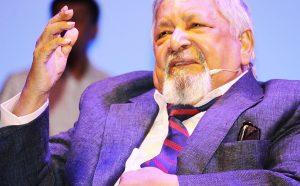 Scrittore premio Nobel Letteratura 2001 V. S. Naipaul