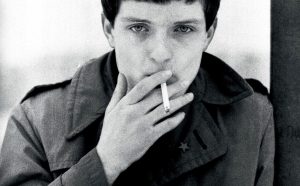 Kevin-Cummins-sound-and-vision-from-Manchester-Ian-Curtis-1979-Courtesy-of-Galleria-ONO-Arte-contemporanea.-@-Kevin-Cummins
