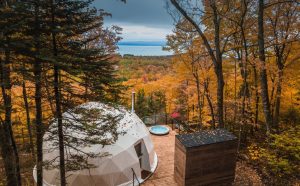 Bourgeois / Lechasseur architects, Dômes Charlevoix, Canada. Photo by Maxime Valsan