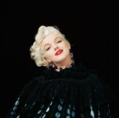 Marilyn Monroe photographed by Milton H. Greene © 2018 Joshua Greene www.archiveimages.com