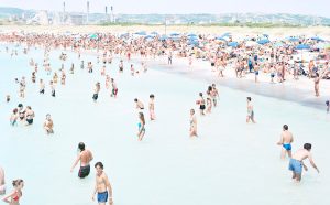 3. Massimo Vitali, Rosignano sea 3, 1998 © Massimo Vitali