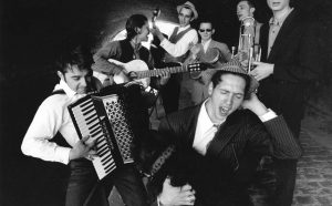 Robert Doisneau, Les Négresses Vertes, 1988