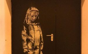 Banksy street art Bataclan Parigi furto