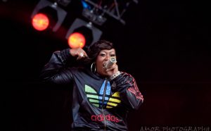 Missy Elliott live nel 2006, photo by Romana Pierzga, fonte Flickr