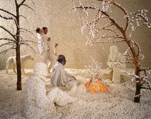 Sandy Skoglund, Raining Popcorn, 2001.  Collezione Privata/Private collection, Torino  Courtesy Paci contemporary gallery (Brescia – Porto Cervo, IT)