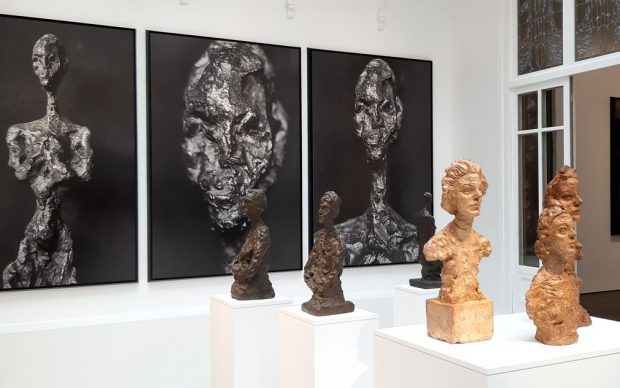 Alberto-Giacometti-Peter-Lindbergh-Saisir-l’invisible-Exhibition-view-at-Fondation-Giacometti-Parigi-2019