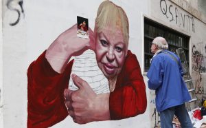 Napoli 8 Febbraio 2019. La realizzazione del murales TARANTINA TARAN ultimo femminiello, in via concezione a Montecalvario nei Quartieri Spagnoli a Napoli ideato dallo street artist Vittorio Valiante, per le giornate della rassegna ST.AR.T. dedicata alla street art italiana e internazionale. ph. Giovanni Vitale/KONTROLAB