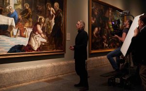 Jeremy Irons durante la lavorazione de Il Museo del Prado. La Corte delle Meraviglie