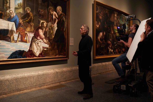 Jeremy Irons durante la lavorazione de Il Museo del Prado. La Corte delle Meraviglie