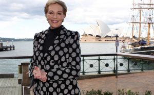 Julie Andrews a Sydney, Australia, nel maggio 2013 per il suo tour An Evening with Julie Andrews, photo by Eva Rinaldi fonte Flickr