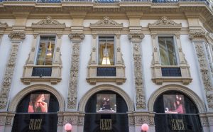 Masbedo, Romans Roman (Hommage à Roman Signer), Galleria Cracco, Galleria Vittorio Emanuele II, Milano