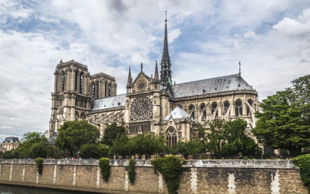 Cattedrale Notre-Dame de Paris, 2015, photo by Jose Losada - Fotografía, fonte Flickr