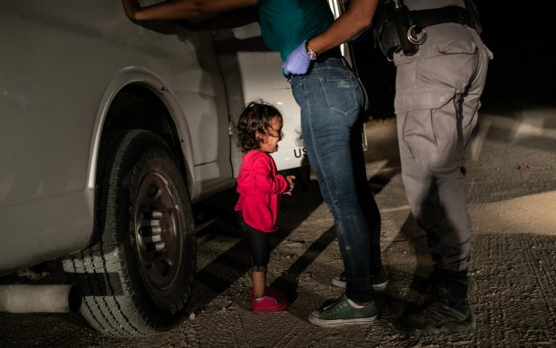 Crying Girl on the Border © John Moore, Getty Images