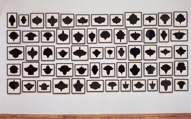Allan McCollum, Collection of 60 drawings nº 7, ca.1988-1990, Inchiostro su carta di conservazione, Courtesy IVAM, Institut Valencià d’Art Modern