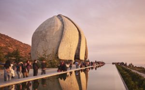 Hariri Pontarini Architects, Bahá’í Temple of South America, Temple with Reflecting Pool and Visitors Photo credit: doublespace photography