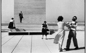 La terrasse du Corbusier (c) Agnès Varda, 1956