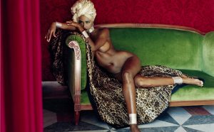 Helmut Newton Iman, American Vogue, Hotel Negresco, Nice, 1989 © Helmut Newton Estate