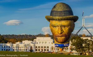 Ritratto mongolfiera Van Gogh, photo by Adrian Kelson via Facebook / Goldrush Ballooning Fanpage