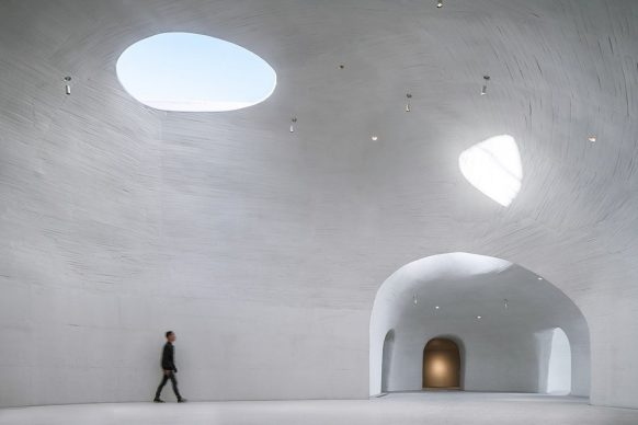 OPEN Architecture, UCCA Dune Art Museum,  Qinhuangdao, China 2015 - 2018. Photo by WU Qingshan, TIAN Fangfang, NI Nan, Zaiye Studio