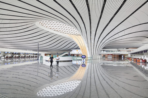 Zaha Hadid Architects (ZHA) e ADP Ingeniérie (ADPI), Beijing New Airport Construction Headquarters. Photo © Hufton+Crow