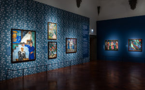 Vista dell'allestimento della mostra "Natalia Goncharova. Una donna e le avanguardie, tra Gauguin, Matisse e Picasso", Palazzo Strozzi, Firenze. Foto di Alessandro Moggi