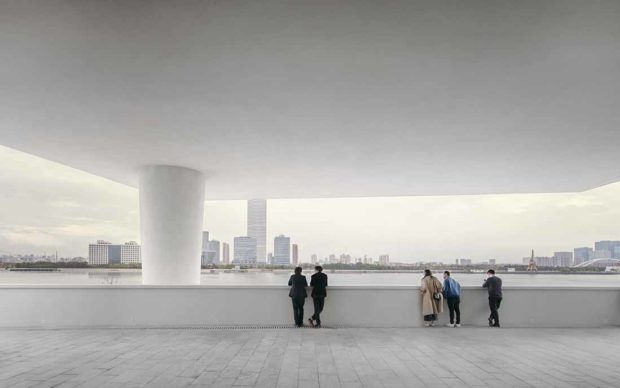 David Chipperfield Architects, West Bund Museum Shanghai. View to the Huangpu river © Simon Menges