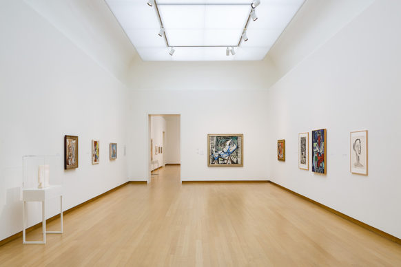 Vista dell'allestimento della mostra "Chagall, Picasso, Mondrian and others: Migrant Artists in Paris", Stedelijk Museum Amsterdam 2019. Photo Peter Tijhuis