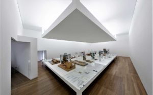 Vista dell’allestimento della mostra "Álvaro Siza: in/discipline" - Serralves Museum of Contemporary Art, Porto © 2019 Photo by Raul Betti - All rights reserved