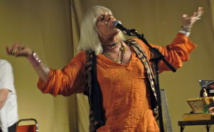 Throbbing Gristle, Genesis P-Orridge. Photo by Seth Tisue, 28 aprile 2009, via Flickr (CC BY-SA 2.0), no changes were made