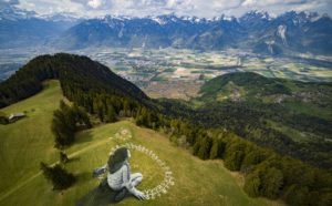 Saype, Beyond Crisis, photo credit Valentin Flauraud for Saype