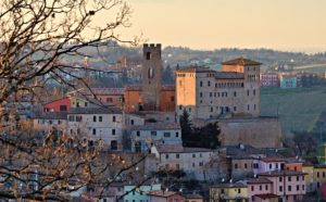 panoramica del borgo di Longiano, photo Andrea Magnani