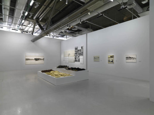 Vista dell’allestimento della mostra Christo and Jeanne-Claude, Paris! (c) Centre Pompidou – Audrey Laurans