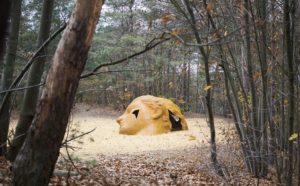 Photo credits "A Giant Sculpture" by Gijs Van Vaerenbergh © Matthijs van der Burgt