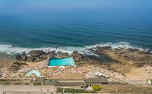 Swimming Pools in Leça. Photo: João Morgado