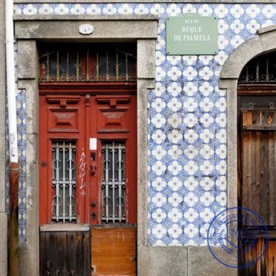 Courtesy Os Azulejos do Porto