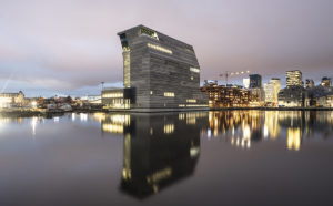 Photo © Adrià Goula