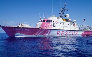 Louise Michel, Credit Louise Michel