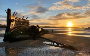 Bád Eddie on Machaire Chlochair beach in Bunbeg, Co Donegal. Credit Sonia Nic Giolla Easbuig, LIGID Léiriúcháin & An Baile.ie