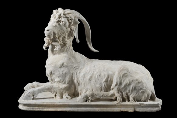 Statua di caprone in riposo, marmo greco. Collezione Torlonia, Statua di caprone in riposo, © Fondazione Torlonia. Photo Lorenzo De Masi